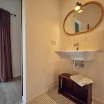 Coliving & Cowork In Ericeira By Barefoot Portugal Chata *