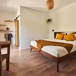 Chata Coliving & Cowork In Ericeira By Barefoot Portugal