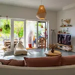 Chata Coliving & Cowork In Ericeira By Barefoot Portugal
