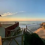 Chata Coliving & Cowork In Ericeira By Barefoot Portugal *