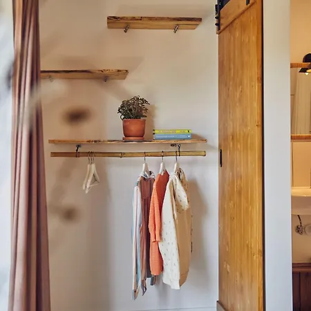 Coliving & Cowork In Ericeira By Barefoot Portugal بيت خشبي *