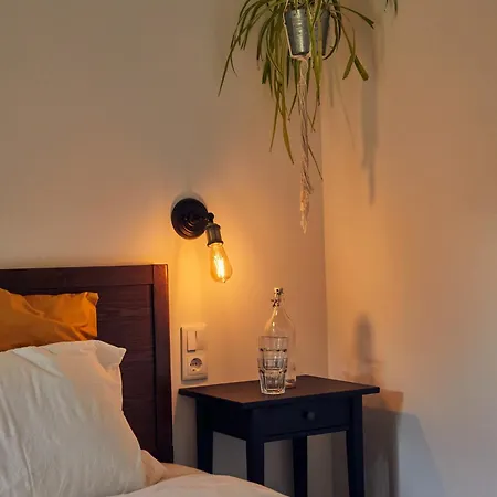 بيت خشبي Coliving & Cowork In Ericeira By Barefoot Portugal *