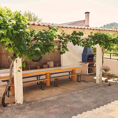 بيت خشبي Coliving & Cowork In Ericeira By Barefoot Portugal *