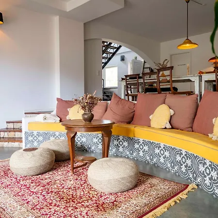Coliving & Cowork In Ericeira By Barefoot Portugal بيت خشبي