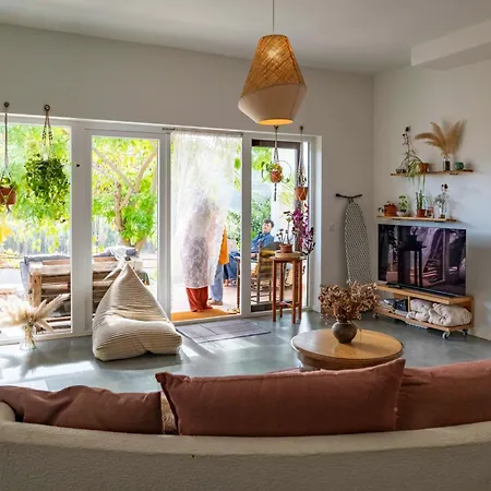 بيت خشبي Coliving & Cowork In Ericeira By Barefoot Portugal