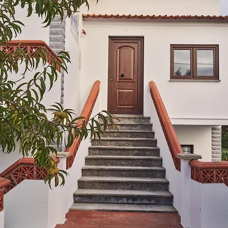 Lodge Coliving & Cowork In Ericeira By Barefoot Portugal *