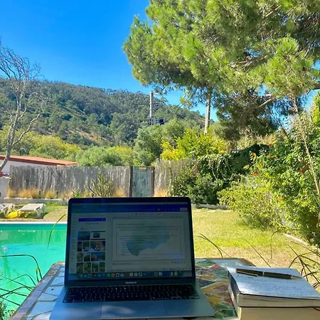 Lodge Coliving & Cowork In Ericeira By Barefoot Portugal *