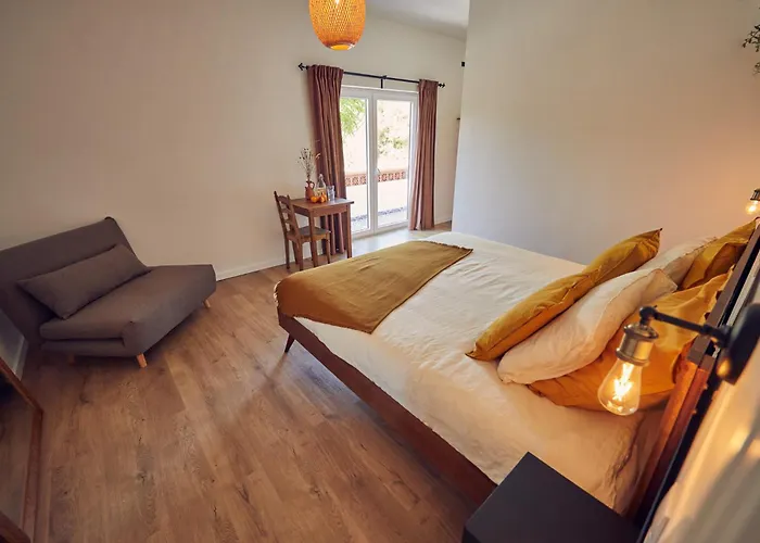 Coliving & Cowork In Ericeira By Barefoot Portugal * Santo Isidoro