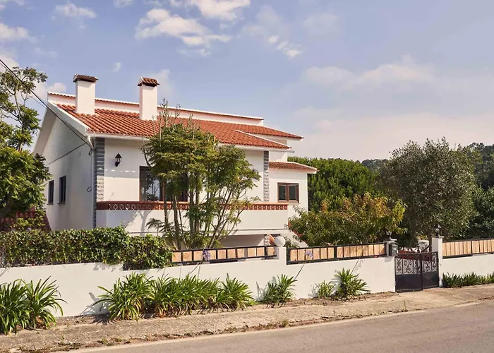 Деревянный коттедж Coliving & Cowork In Ericeira By Barefoot Portugal Santo Isidoro