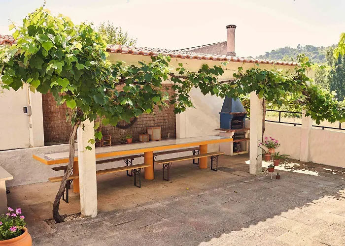 Деревянный коттедж Coliving & Cowork In Ericeira By Barefoot Portugal *