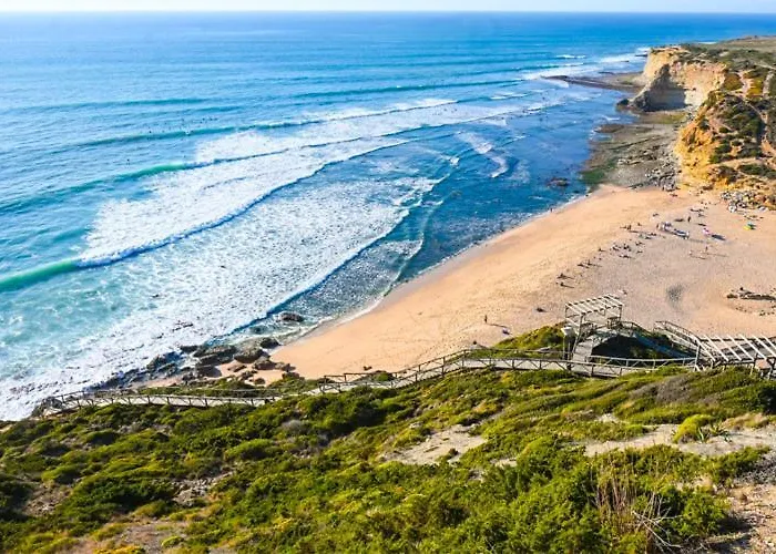 Деревянный коттедж Coliving & Cowork In Ericeira By Barefoot Portugal